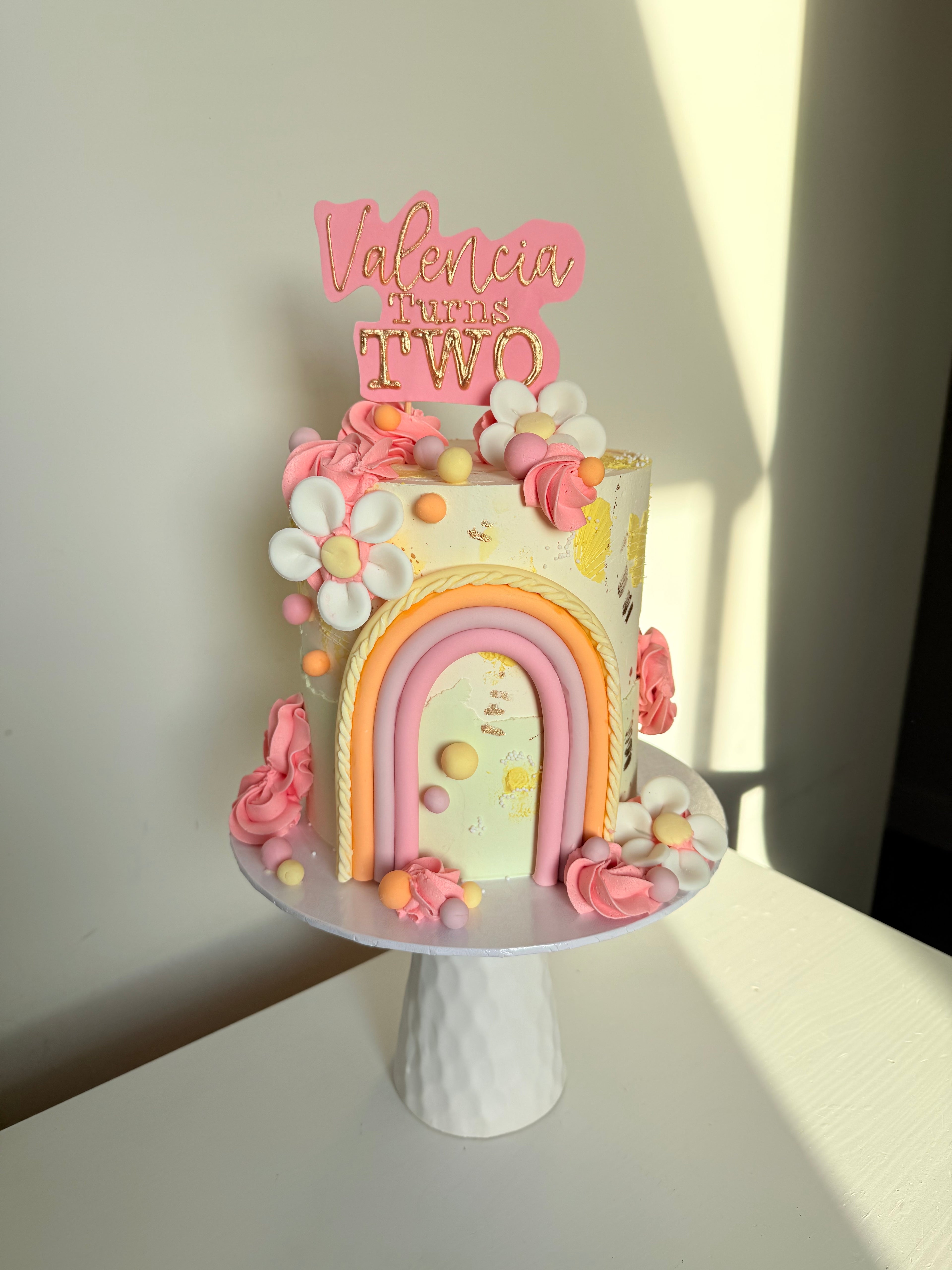 Retro Rainbow & Daisy Cake